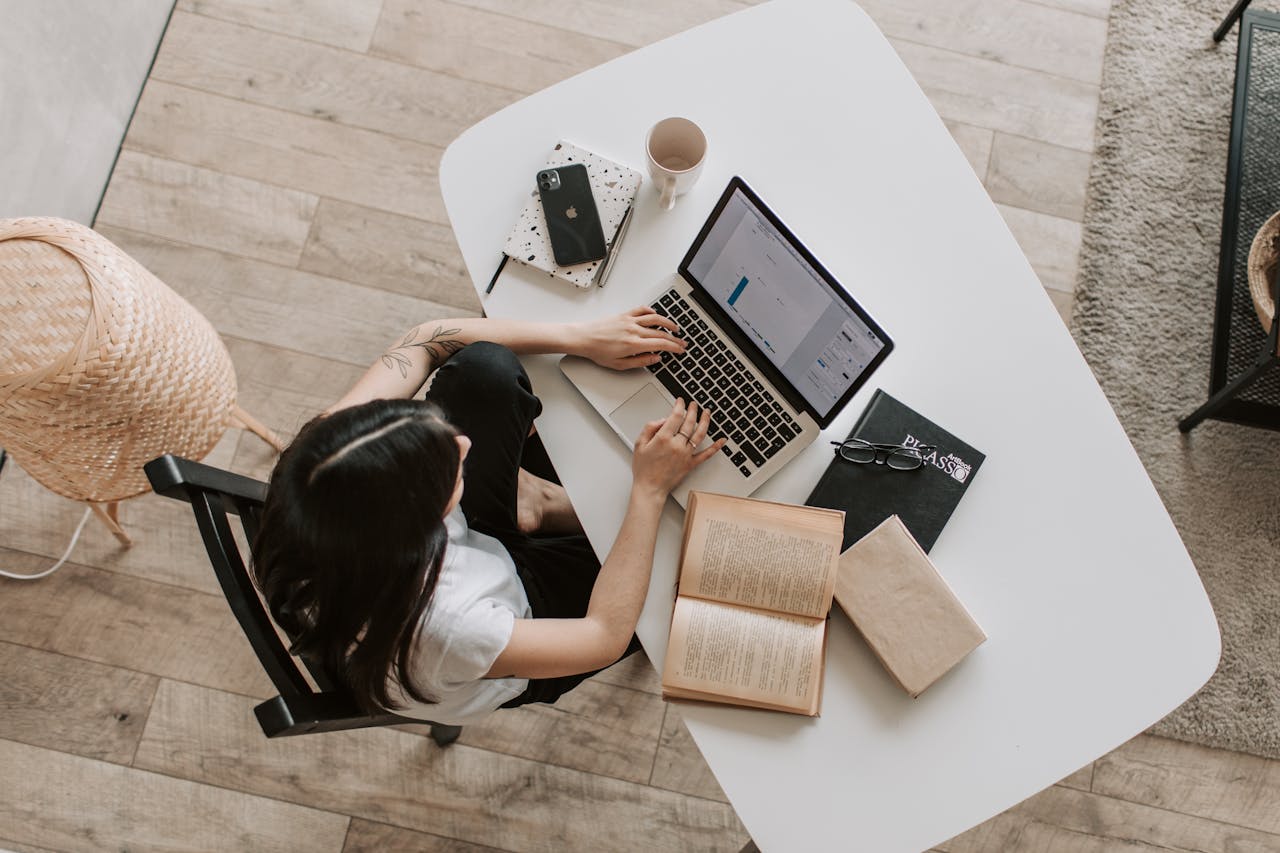 How to Build an Email List from Social Media   Strategies That Work